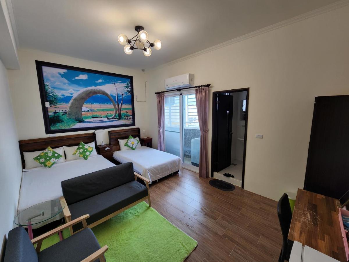 《別有洞天》太空梭電梯星光民宿 Taitung Ngoại thất bức ảnh